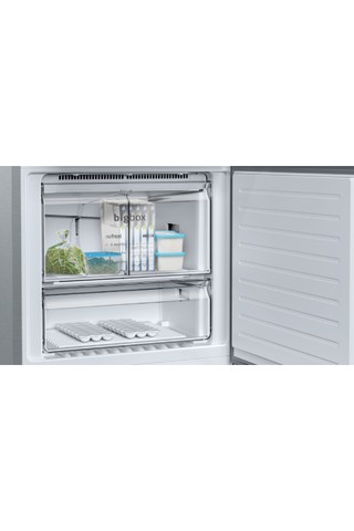 Alttan Donduruculu Buzdolabı 186 x 75 cm Kolay temizlenebilir Inox